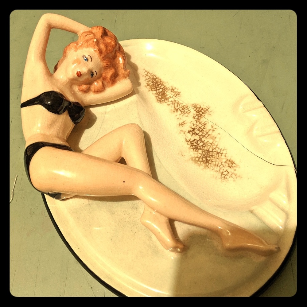 Vintage 1940s Lady Ashtray